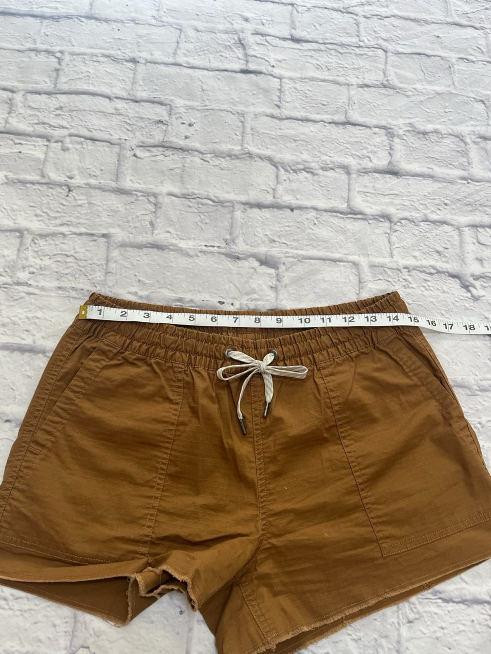 Vuori ripstop summer Shorts in Brown tan umber color Athliesure S - Picture 2 of 8